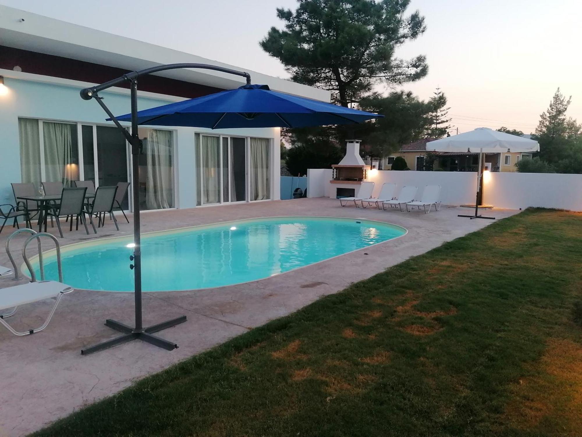 Marinos Villa *